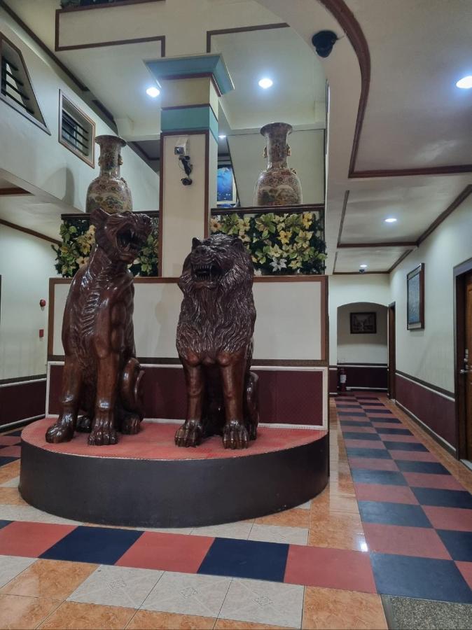 Clark Angeles Tiger Hotel Экстерьер фото